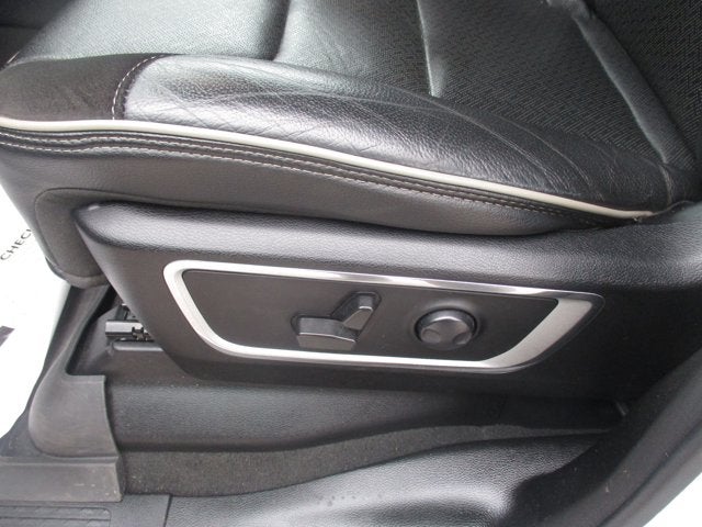 2023 RAM 1500 "LARAMIE 4X4 CREW CAB 5'7"""