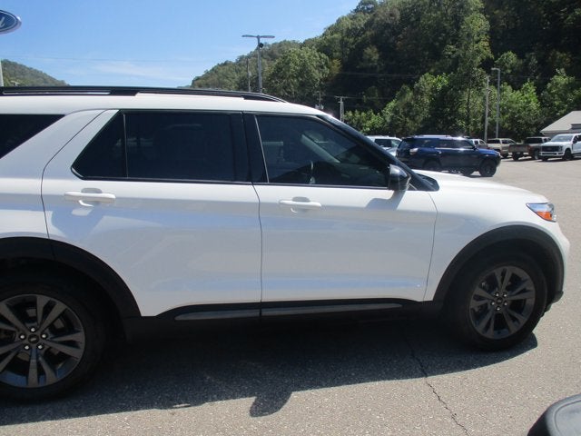 2023 Ford Explorer XLT 4WD