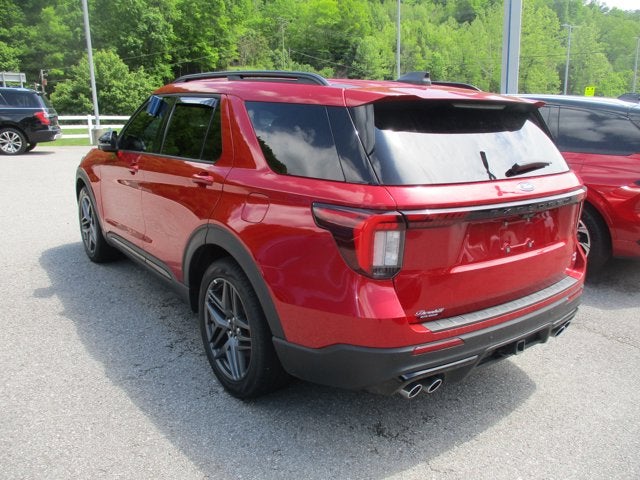 2025 Ford Explorer ST 4WD