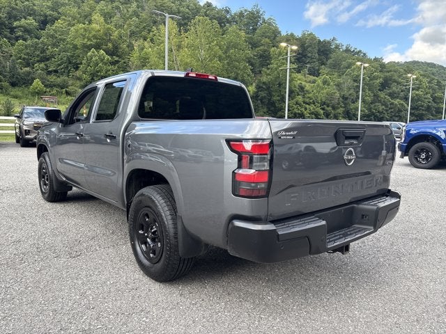 2024 Nissan Frontier CREW CAB 4X4 S