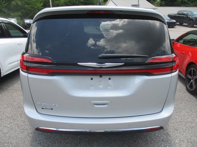 2026 Chrysler Pacifica SELECT FWD
