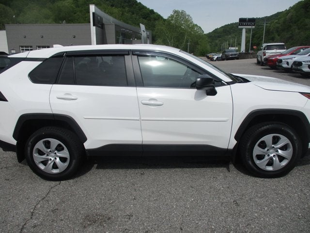 2024 Toyota RAV4 LE AWD