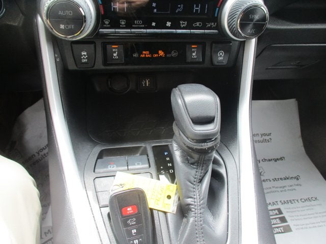 2023 Toyota RAV4 XLE AWD