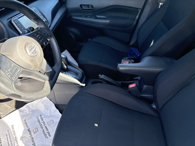 2023 Nissan Kicks S FWD