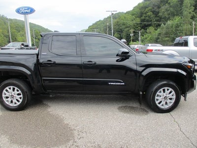 2025 Toyota Tacoma 4WD SR5 DOUBLE CAB 5' BED AT