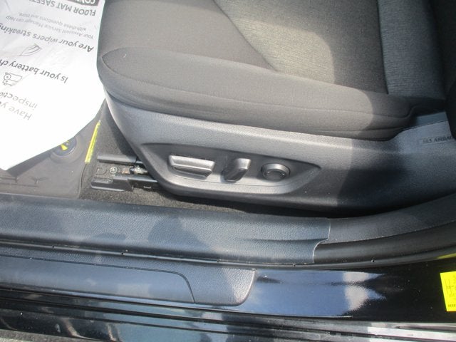 2024 Toyota Camry LE AUTO