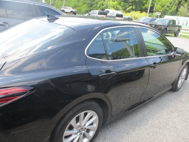2024 Toyota Camry LE AUTO