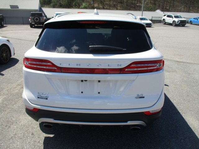 2015 Lincoln MKC Base
