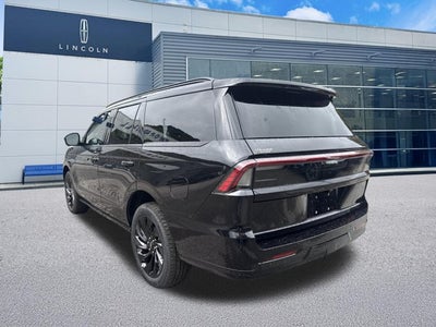 2027 Lincoln Navigator Reserve