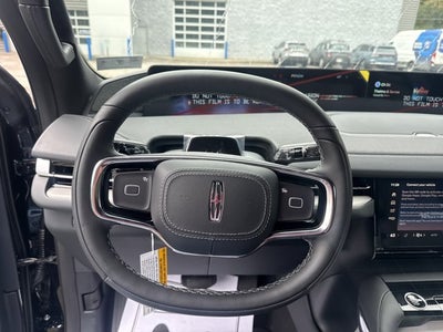 2027 Lincoln Navigator Reserve