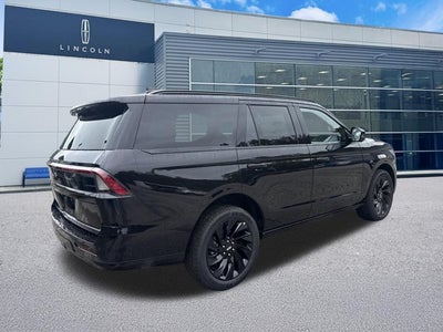 2027 Lincoln Navigator Reserve