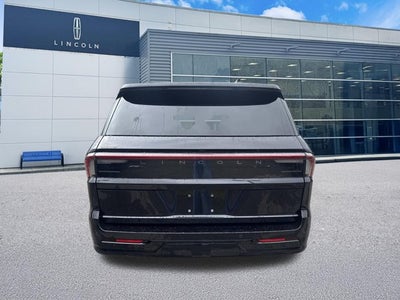 2027 Lincoln Navigator Reserve