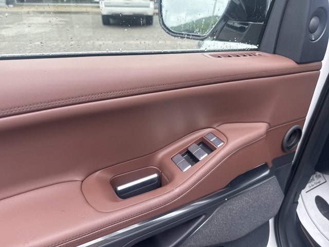 2027 Lincoln Navigator L Reserve