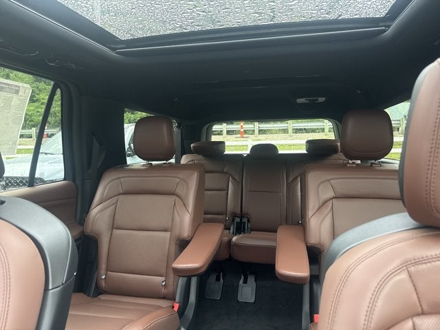 2027 Lincoln Navigator L Reserve