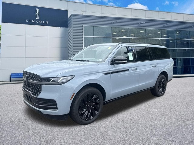 2027 Lincoln Navigator L Reserve