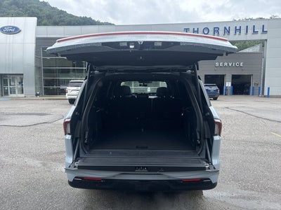 2027 Lincoln Navigator L Reserve