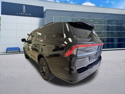 2026 Lincoln Navigator L Reserve