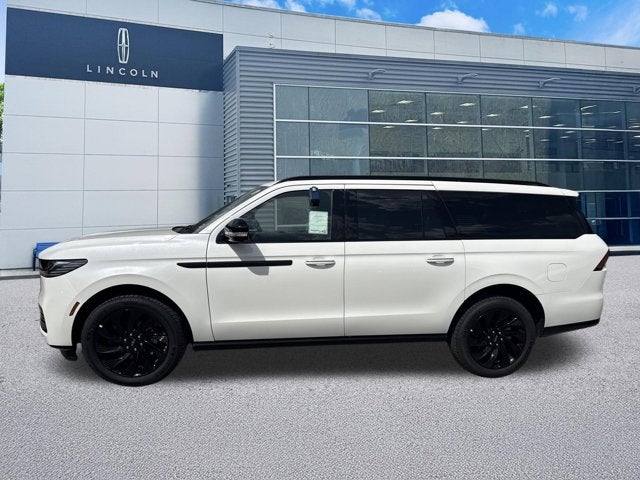 2026 Lincoln Navigator L Reserve