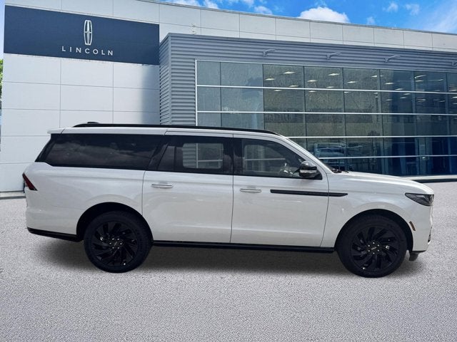 2026 Lincoln Navigator L Reserve