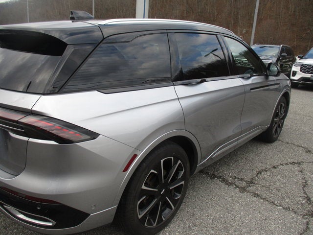 2024 Lincoln Nautilus Reserve