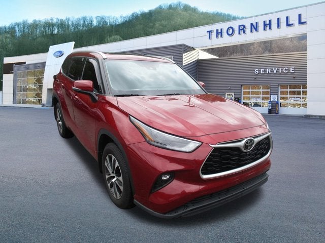 2022 Toyota Highlander XLE AWD