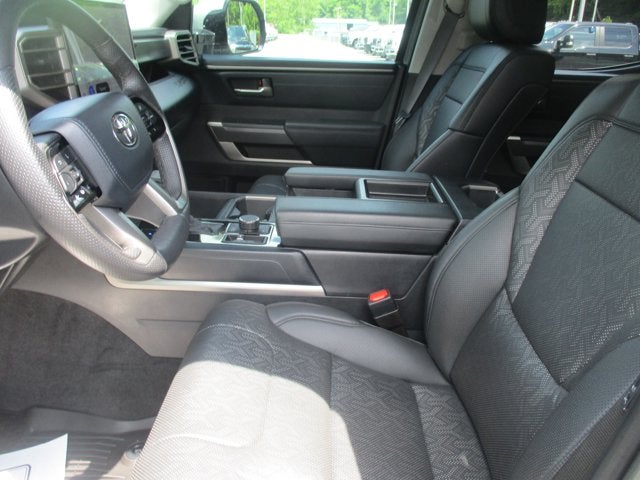 2022 Toyota Tundra 4WD SR5 CREWMAX 5.5' BED