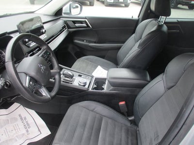 2023 Mitsubishi Outlander SE S-AWC
