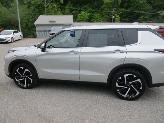 2023 Mitsubishi Outlander SE S-AWC