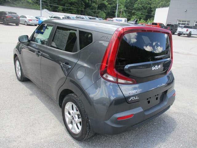 2022 Kia Soul S IVT