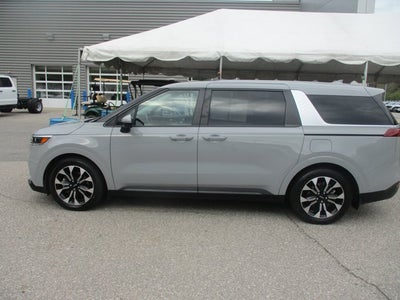 2024 Kia Carnival EX FWD