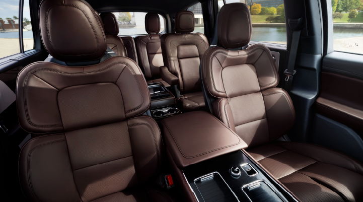 The cabin of the 2025 Lincoln Aviator® SUV is shown with black and brown accents. | Thornhill Lincoln in Chapmanville WV