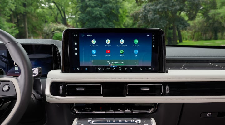 The center touchscreen inside a 2027 Lincoln Aviator® Black Label™ SUV | Thornhill Lincoln in Chapmanville WV